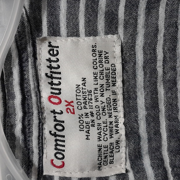 A button up mid sleeve top - Picture 3 of 4